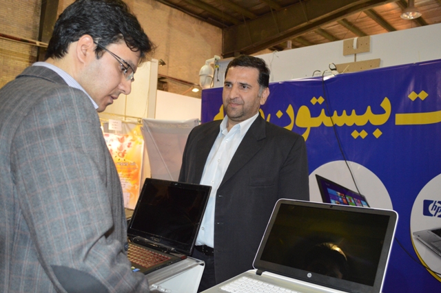 علیرضا پویافر:گزارش اختصاصی یازدهمین نمایشگاه فناوری اطلاعات استان یزد: گفتگوهای کامیتکسی(7) علیرضا پویافر:گزارش اختصاصی یازدهمین نمایشگاه فناوری اطلاعات استان یزد: گفتگوهای کامیتکسی(7)