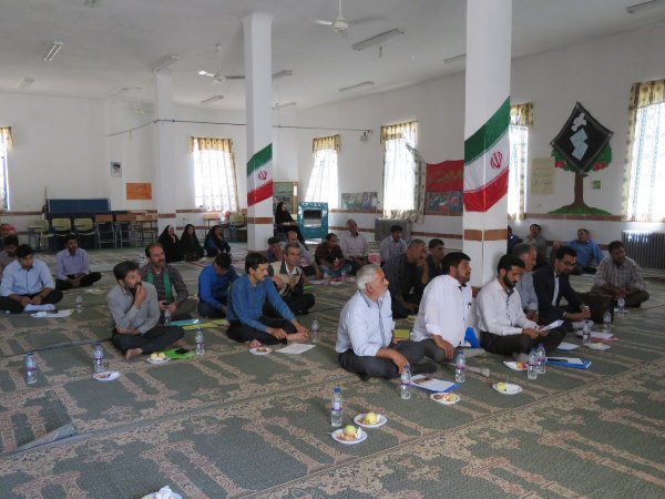 یزد فردا :بخش گاريزات يكي از نمونه هاي توسعه اشتغال پايدار در كشور 