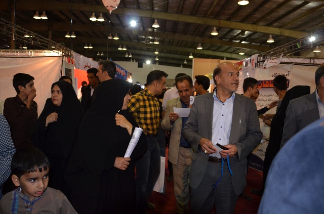 محمد حسین تقوایی زحمتکش :گزارش اختصاصی دهمین نمایشگاه کامپیوتر و موبایل : بازدید کامیتکسی فرماندار یزد