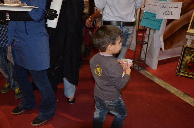 علیرضا پویافر :گزارش اختصاصی دهمین نمایشگاه کامپیوتر و موبایل : کودکان و نوجوانان کامیتکسی