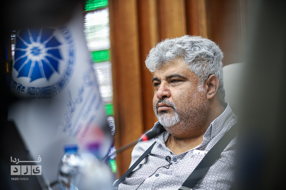 نشست خبری رئیس اتاق بازرگانی، صنایع، معدن و کشاورزی یزد