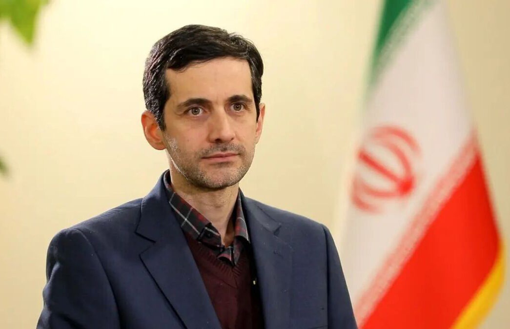 انطباق یا انحراف مواضع دکتر پزشکیان با قرآن و نهج‌البلاغه