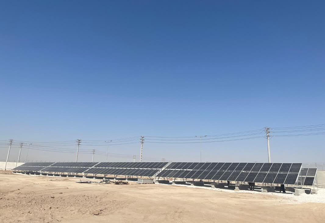 بهره‌برداری از نیروگاه خورشیدی ۱۱۵ کیلوواتی در منطقه ویژه اقتصادی یزد