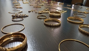 رو شدن دست شاگرد مغازه در سرقت ۲ کیلو طلا