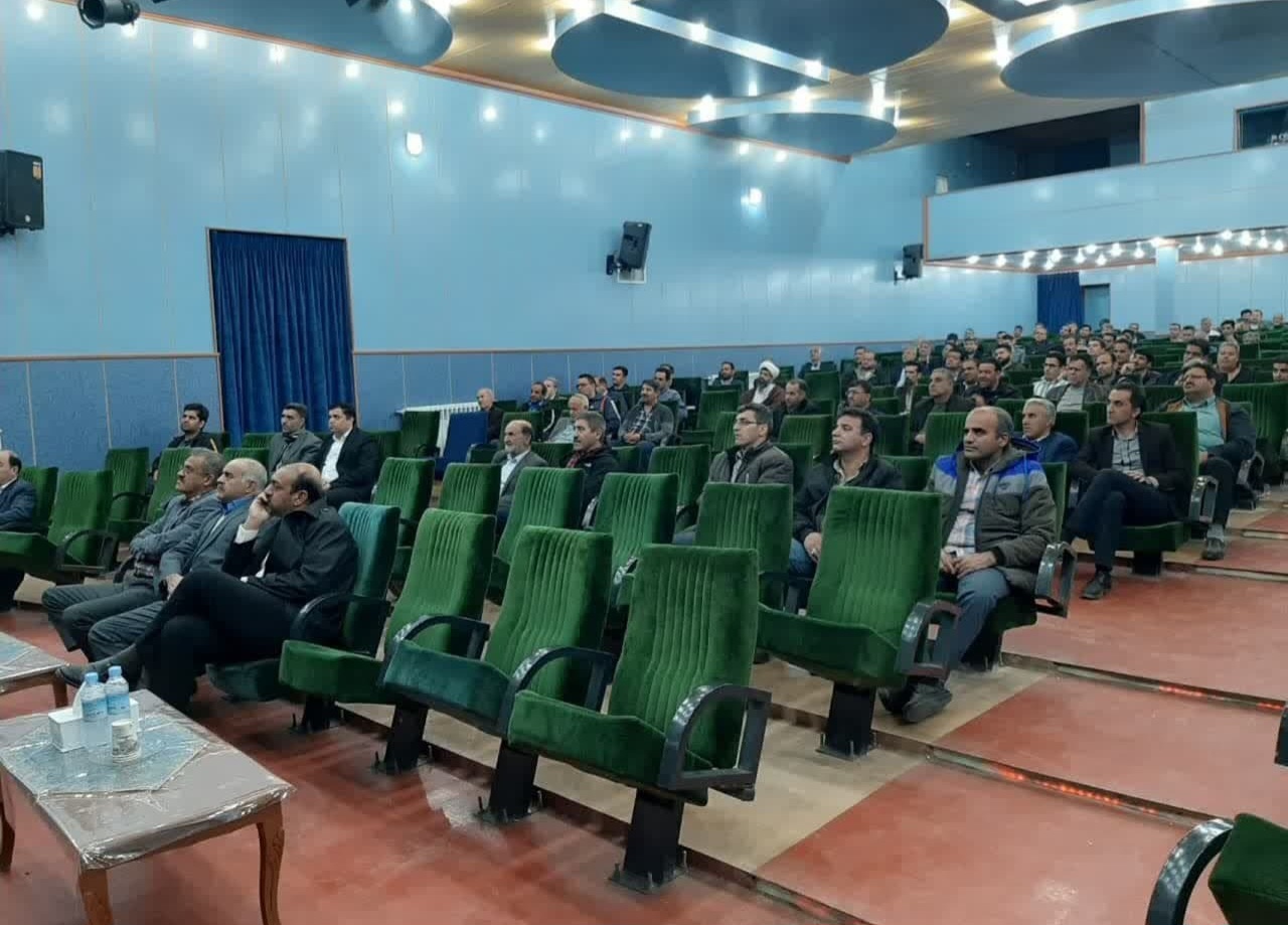 برگزاری اولین کارگاه آموزشی بلوغ ویژه والدین پدر در مهریز