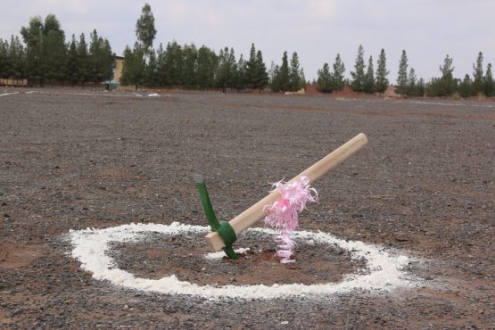 کلنگ‌زنی مدرسه ۹ کلاسه در حاجی‌آباد کرمان