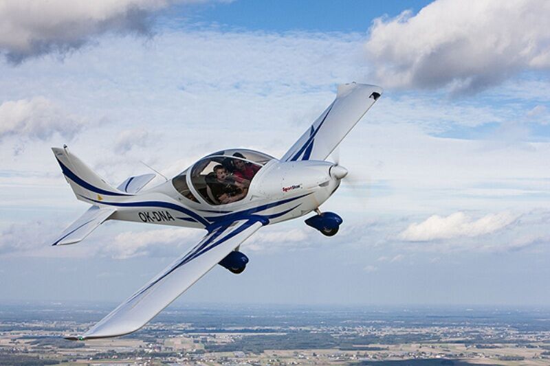 فرودگاه آموزشی مهریز آماده افتتاح است