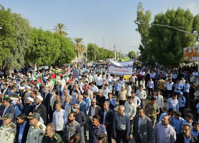 تلاش دشمن برای جدایی نسل جوان از هویت ملی و فرهنگی ایران بزرگ