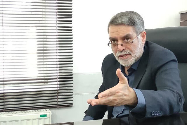 مردم مشوق یکدیگر برای حضور در انتخابات دور دوم باشند