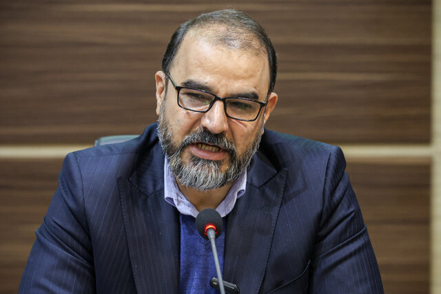 پرداخت ۳۰ درصد یارانه دستمزد به کارفرمایان یزد برای جذب نیروی کار جدید