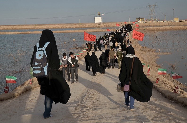 اعزام دانش آموزان دختر شهرستان خاتم به سرزمین راهیان نور