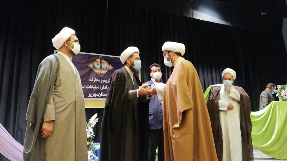 حفظ و حراست از انقلاب اسلامی وظیفه همگانی است 