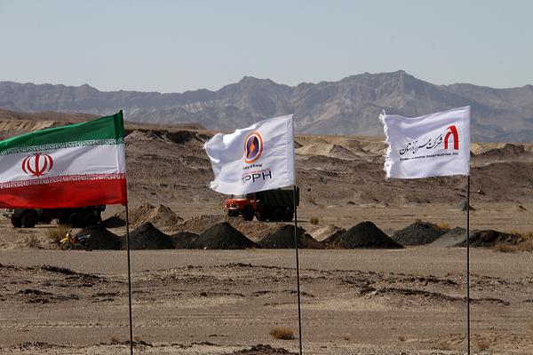 گزارش تصویری از عملیات بهره برداری از معدن زغال سنگ نیروگاه حرارتی مزینو طبس از دریچه دوربین هادی یعقوبیان