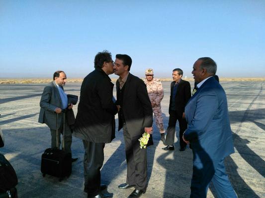 استقبال مسئولین از معاون وزیر