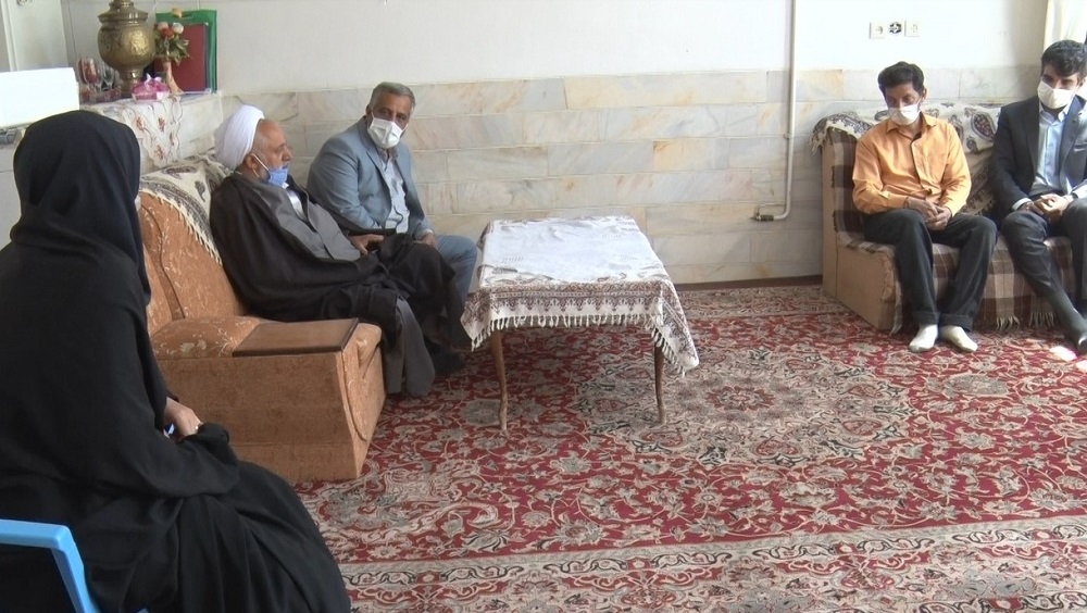 تجلیل فرماندارمیبد از فرهنگیان موفق