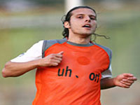 آرفي نمي‌تواند به فيفا شکايت کند