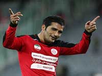 کاظميان در جمع قرمزپوشان ماندني شد