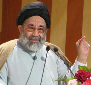 امام جمعه طبس:وضعیت بلاتکلیف فرمانداری طبس را روشن کنید.(3 نظر)