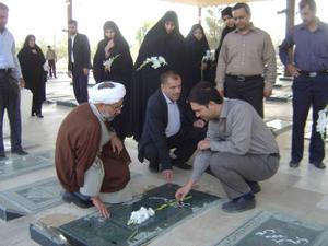 كاركنان سازمان تعاون روستايي به مقام شامخ شهداء اداي احترام كردند+عکس