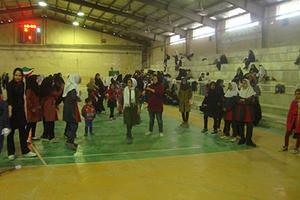  جشنواره مادران و دختران گرامیداشت ایام الله دهه فجر در شهرستان بهاباد برگزار شد