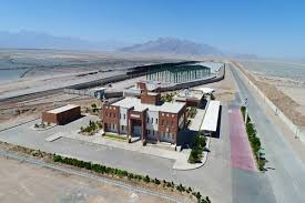 بندرخشک پیشگامان مهریز با حضور معاون اول رییس جمهوری افتتاح شد