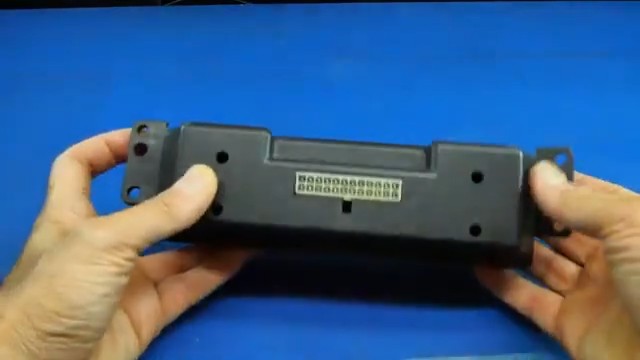 فیلم| تعمیر پلاستیک شکسته؛ نحوه چسباندن پلاستیک بدون ماندن رد و اثر